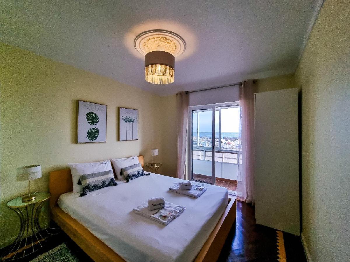 Flh Faro Family Flat With Balcony Apartment Bagian luar foto